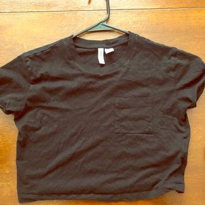 Divided black crop tee small